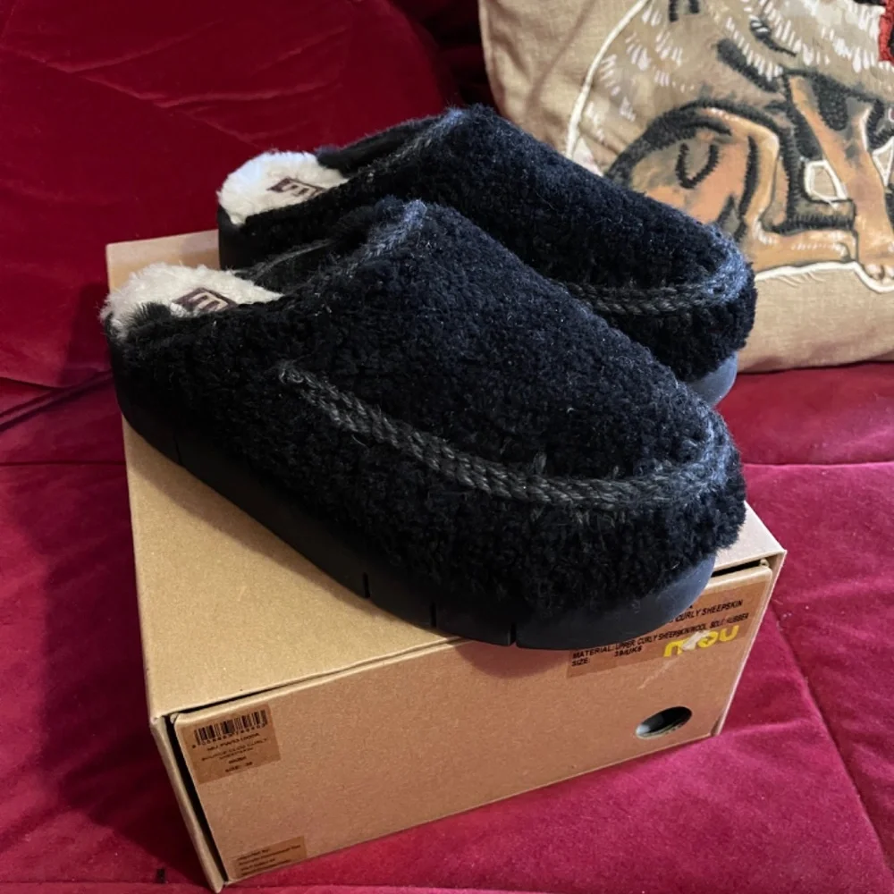 MOU  Bounce Clog Curly Sheepskin Size 39 - Picture 9 of 9